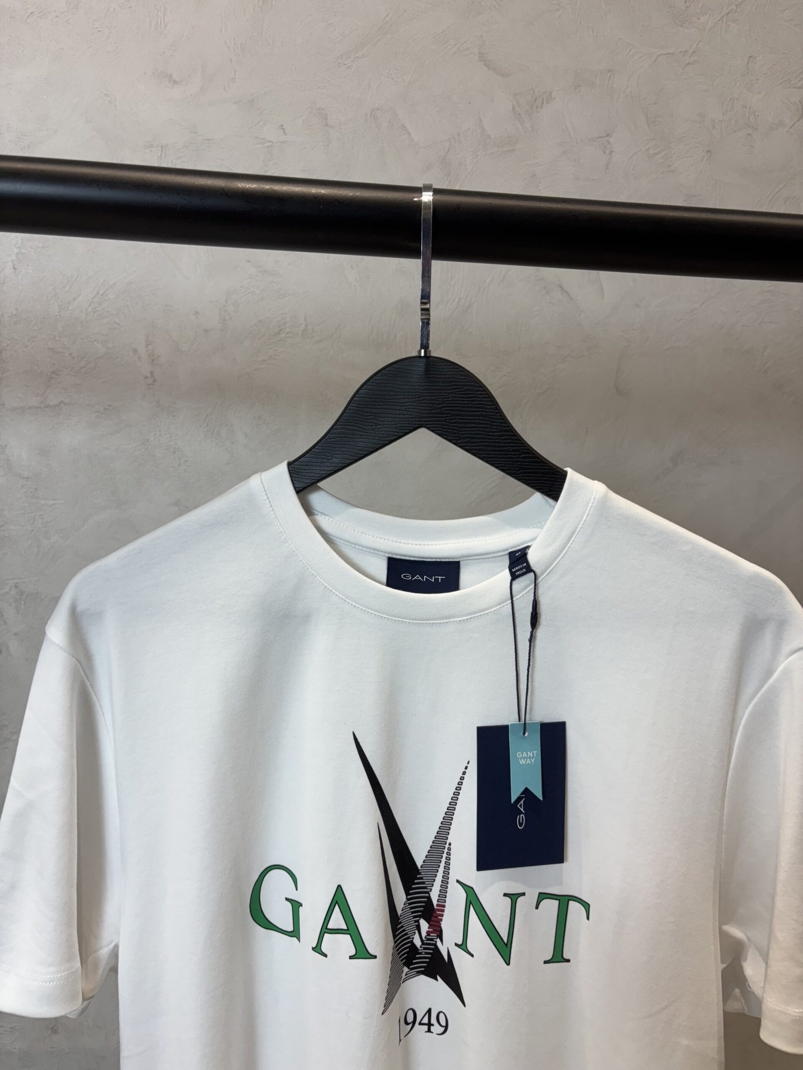 Gant Graphic Print White T-Shirt 1040 - Image 3