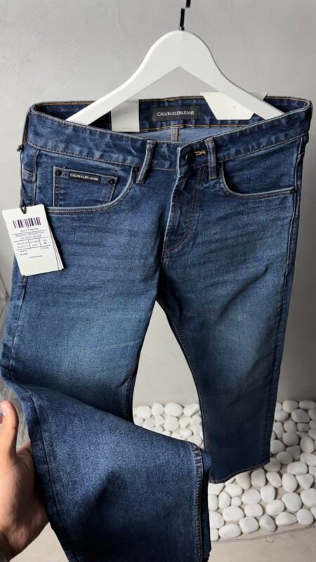 Calvin Klei_n Straight Fit Jeans 1203