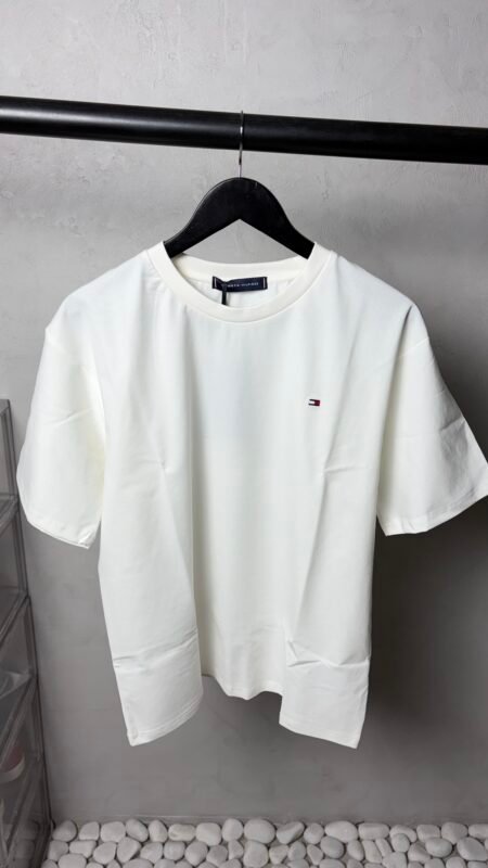Tomm_y Hilfige_r Premium Round Neck T-Shirt with OG Box Packaging 1575