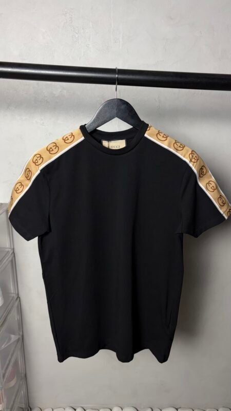 Gucc_i Premium round Neck T-Shirt 1904