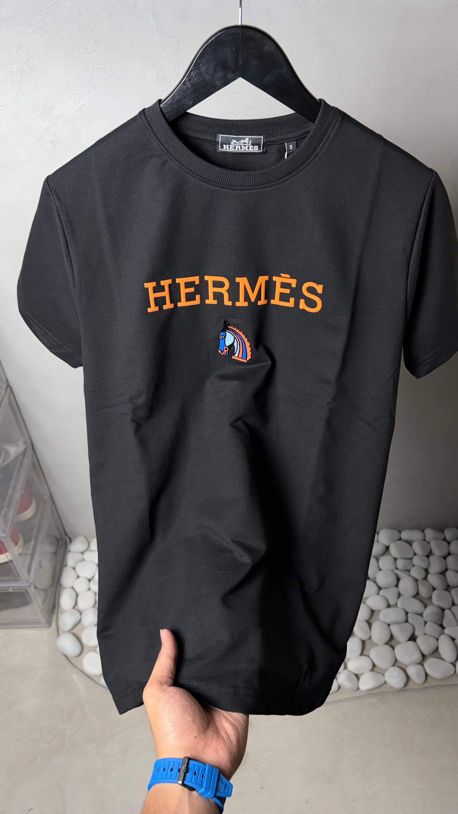 Herme_s Signature Logo Premium T-Shirt 1380